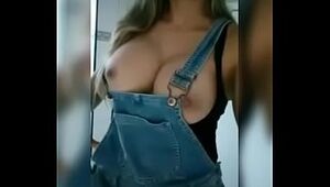 Hermosa mamá luchona latina de enormes pechos y gran culo follando anal completol https://whatsap.es/